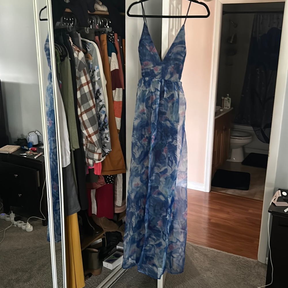 Lulus brand new never worn dress